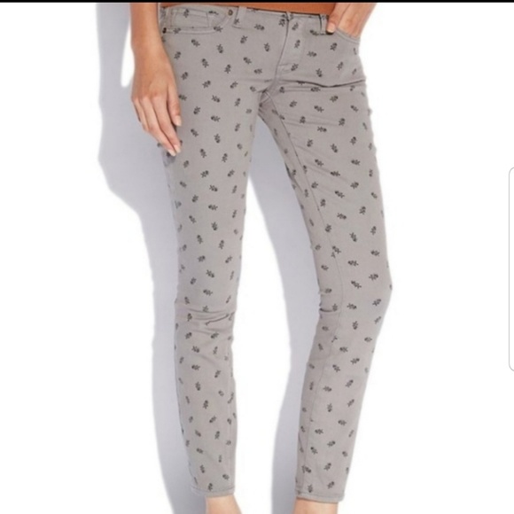 Lucky Brand Denim - Lucky brand skull and crossbones